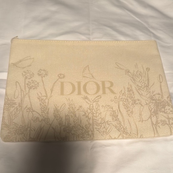 Dior Handbags - New Dior Beauty Cream Floral Pouch